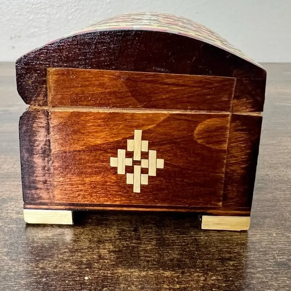 Vtg Handmade in Belarus Wooden Box Chest Folk Art Straw Inlay 90s Hand Painted